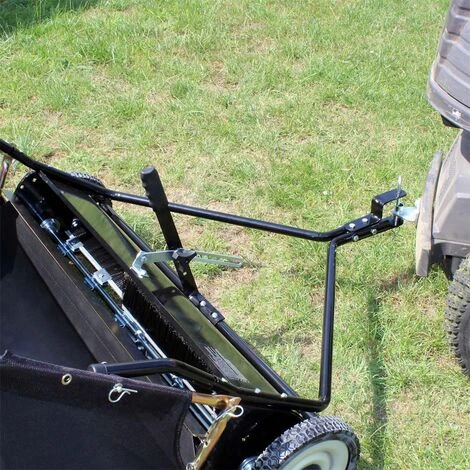 WILTEC Balai Ramasseur Balayeuse Tondeuse Autoportée Largeur 120cm Et Roues En Caoutchouc 266x60,3cm 6 WILTEC Balai Ramasseur Balayeuse Tondeuse Autoportée Largeur 120cm Et Roues En Caoutchouc 266x60,3cm – Image 4