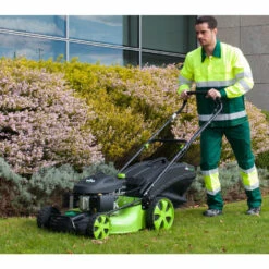 VITO GARDEN Tondeuse Thermique 6,5 CV 196Cm3 4 Temps VITO 2000m2 Moteur OHV Bac 65L - Norme EURO 5 11 VITO GARDEN Tondeuse Thermique 6,5 CV 196Cm3 4 Temps VITO 2000m2 Moteur OHV Bac 65L - Norme EURO 5 -France Tondeuse Soldes Boutique 54690973 5