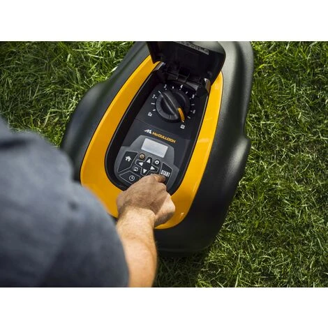 McCulloch ROB S800. Robot Tondeuse Connectée Bluetooth. < 500m². Planification De Tonte. Mulching. Tond Sous La Pluie. Nettoyage à L'eau. Alarme Anti-vol. Ultra-silencieux (970513125) 6 McCulloch ROB S800. Robot Tondeuse Connectée Bluetooth. < 500m². Planification De Tonte. Mulching. Tond Sous La Pluie. Nettoyage à L'eau. Alarme Anti-vol. Ultra-silencieux (970513125) – Image 4
